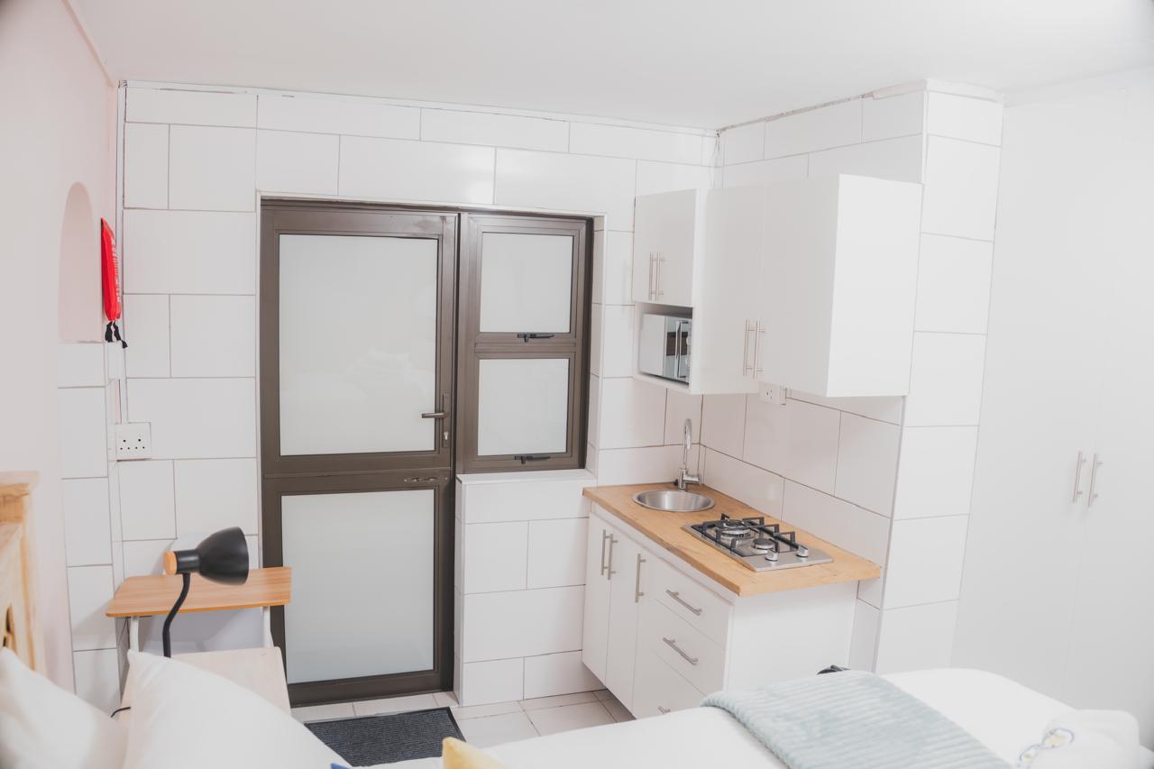 Comfort studio kitchenette